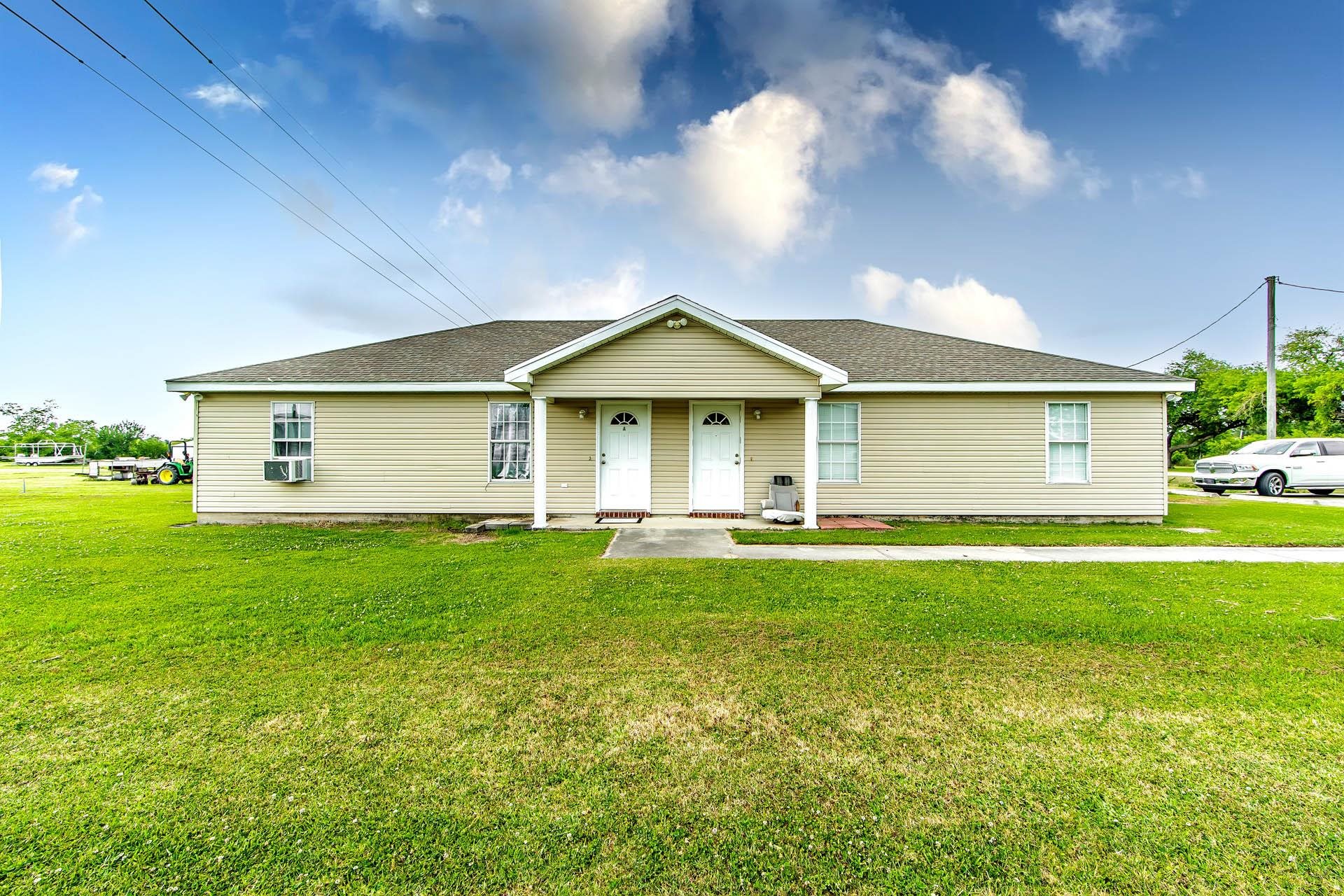 436 A&B Aragon Road