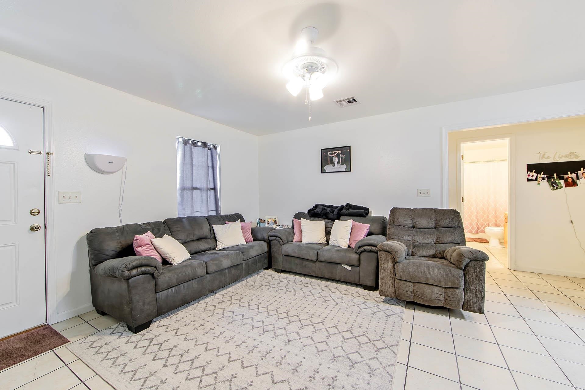 436 A&B Aragon Road