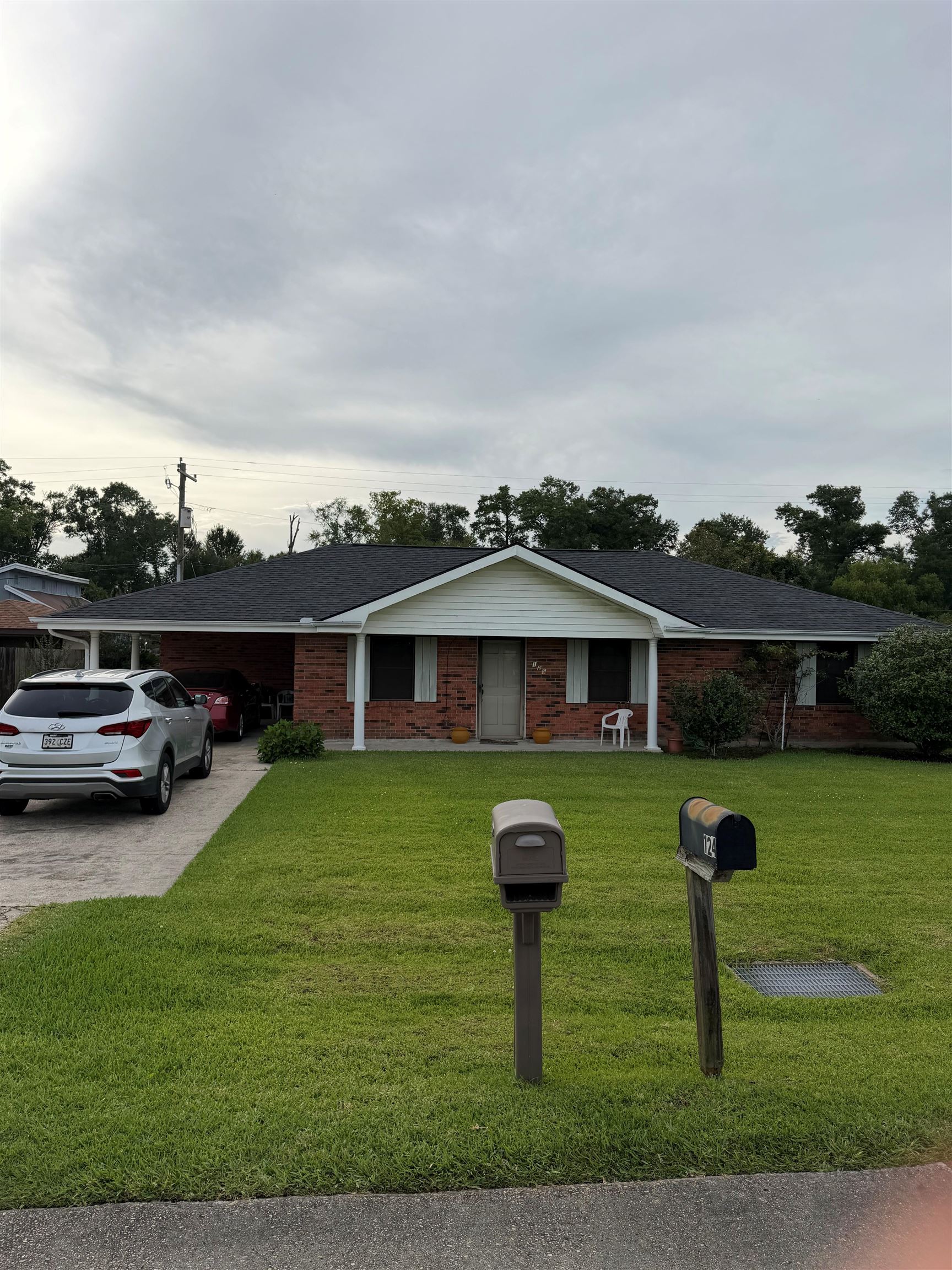 125 Oakview Dr