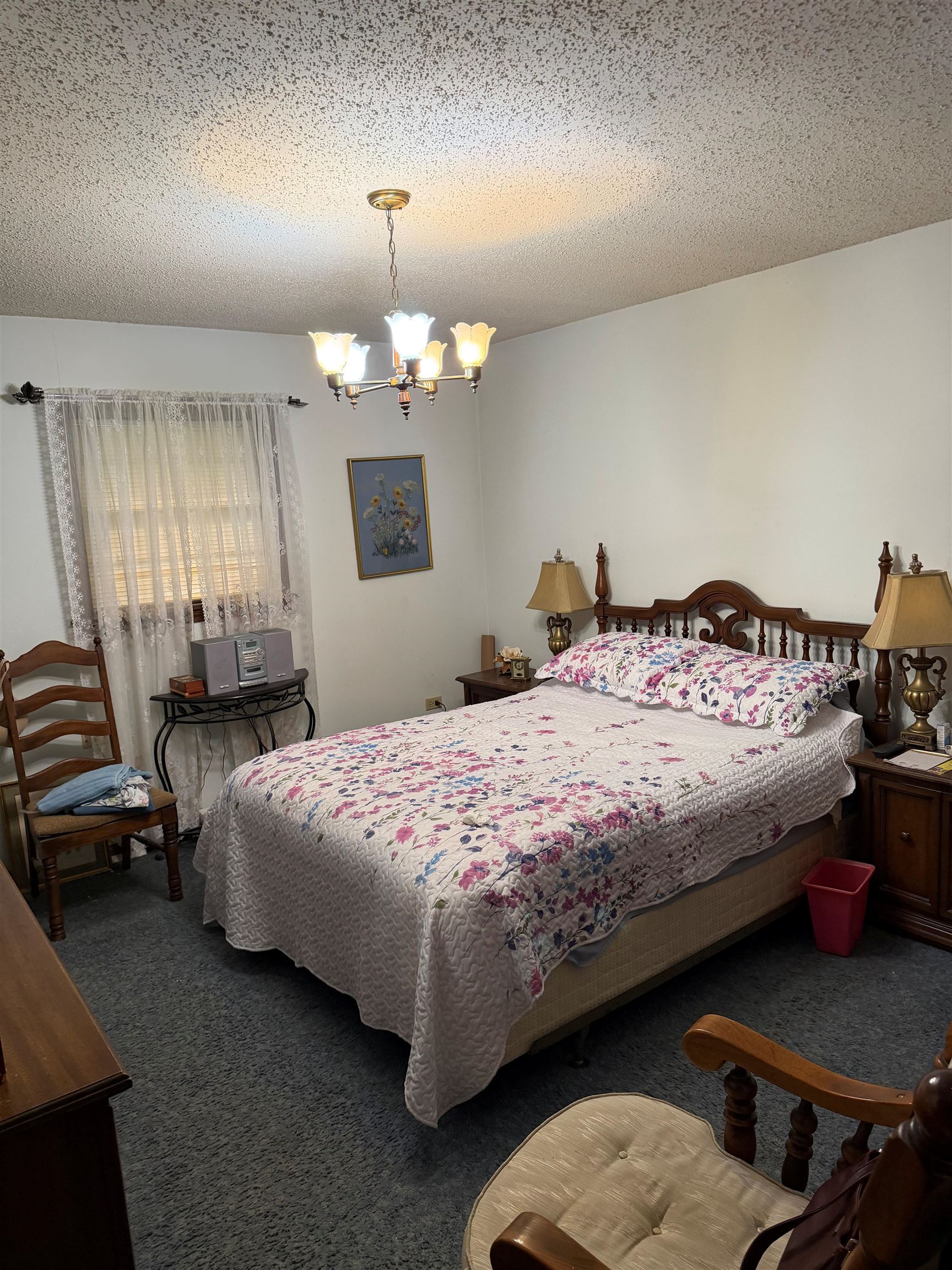 125 Oakview Dr