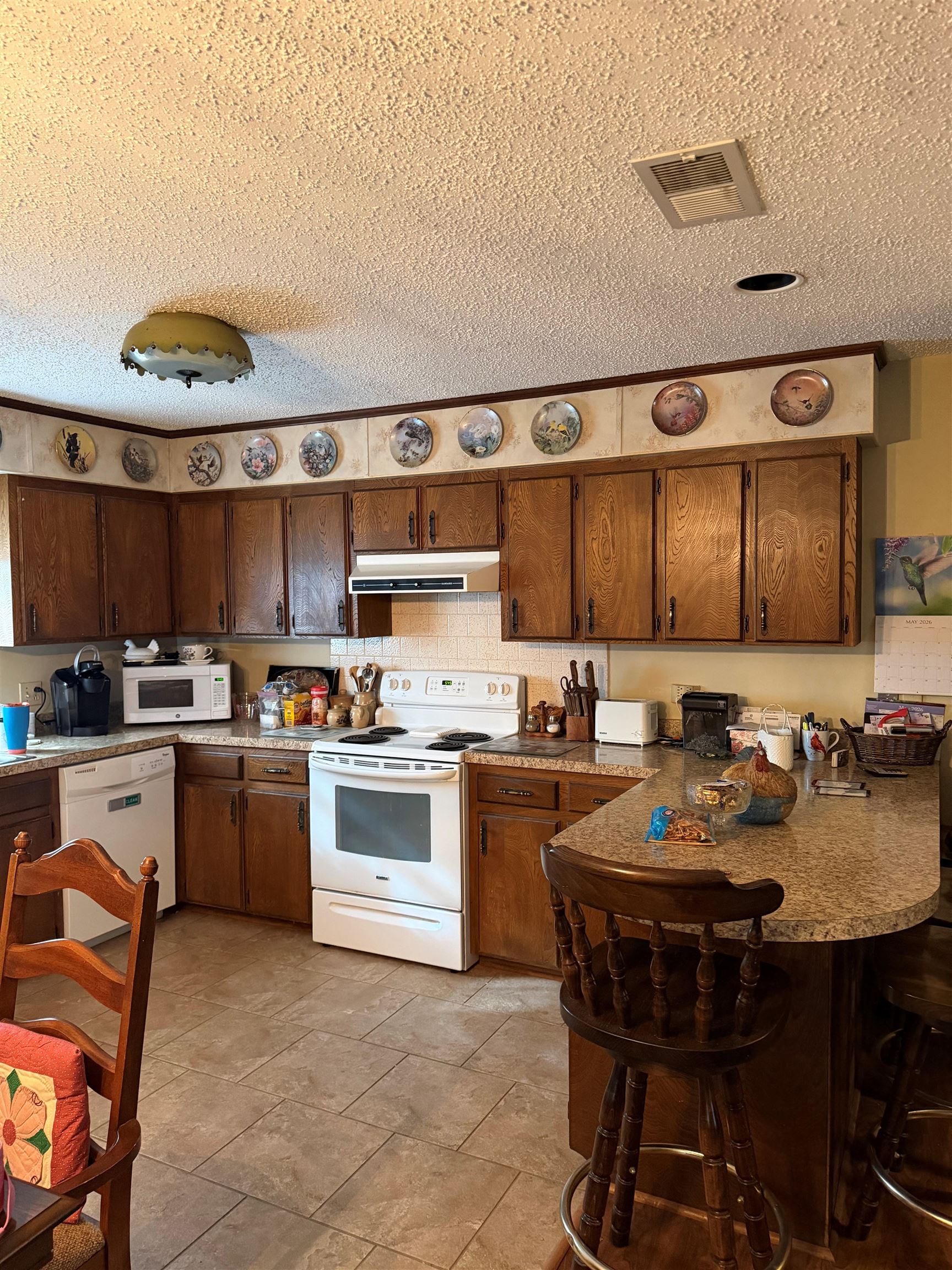 125 Oakview Dr