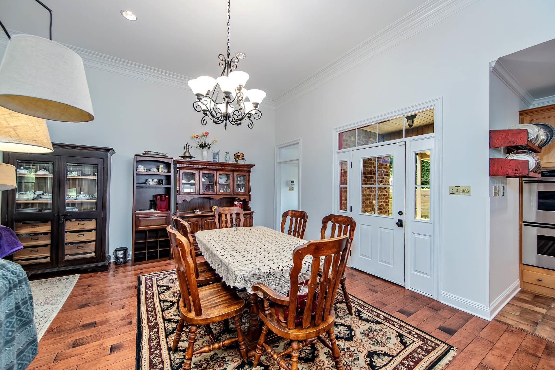 127 Horseshoe Rd