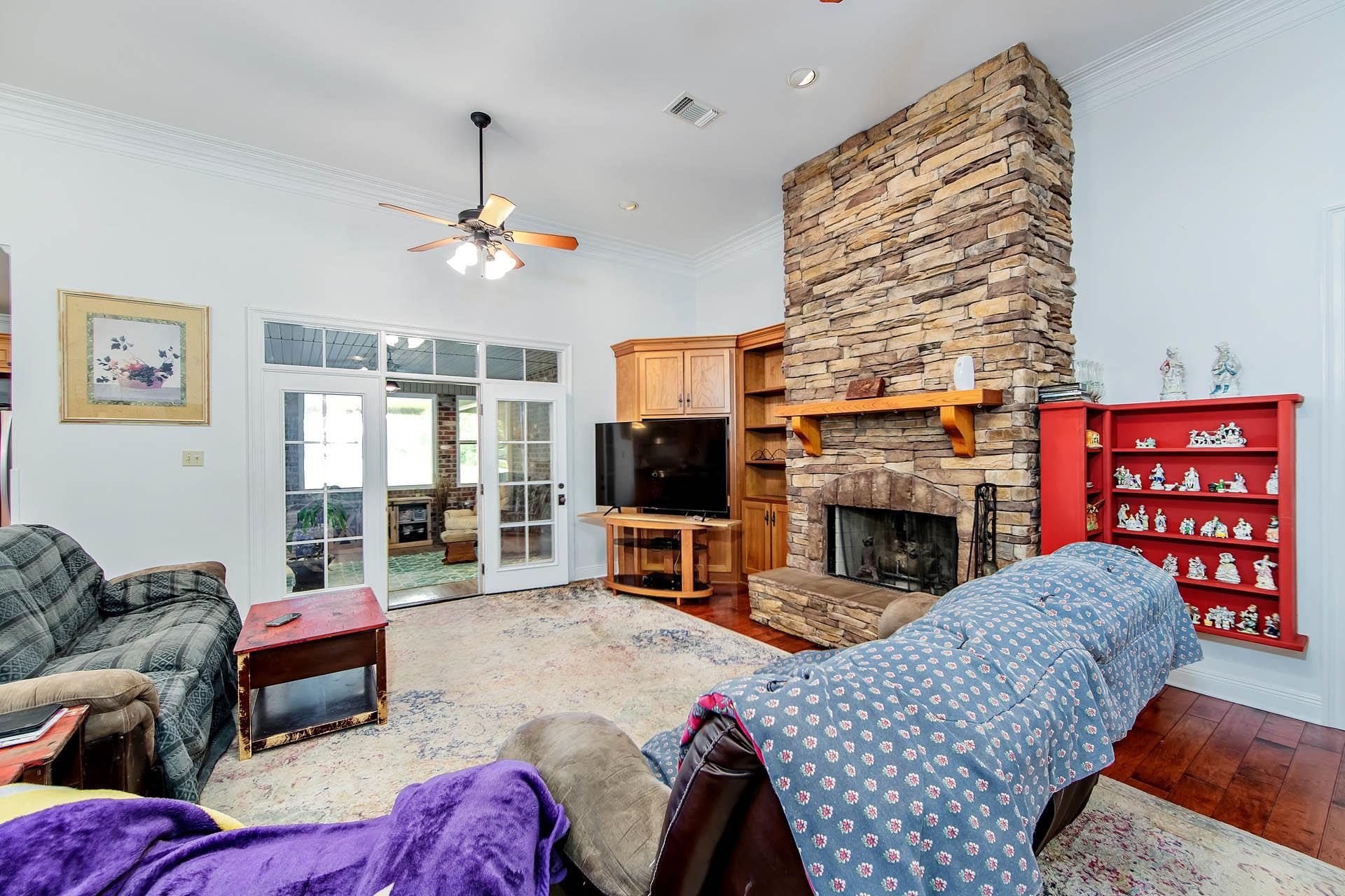 127 Horseshoe Rd