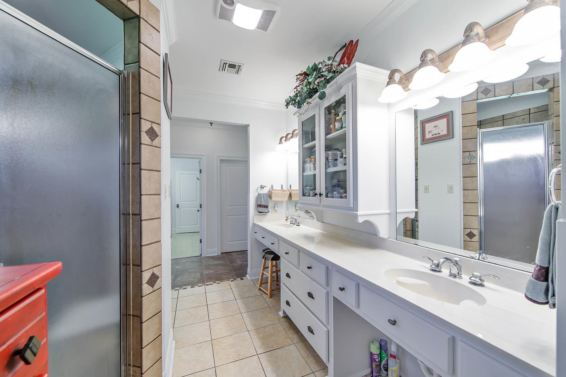 127 Horseshoe Rd