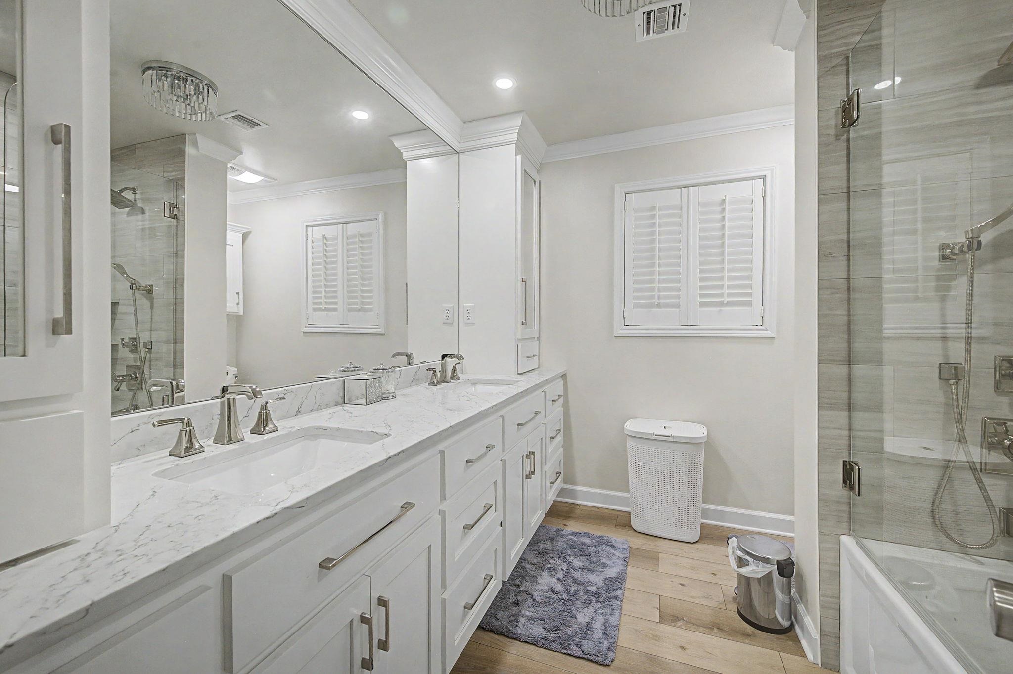 105 Cottonwood Dr