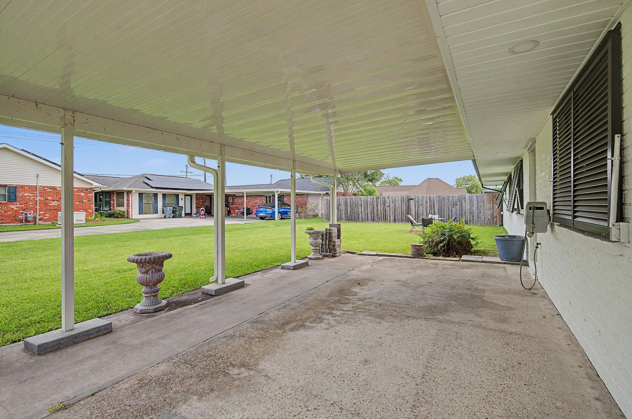 105 Cottonwood Dr
