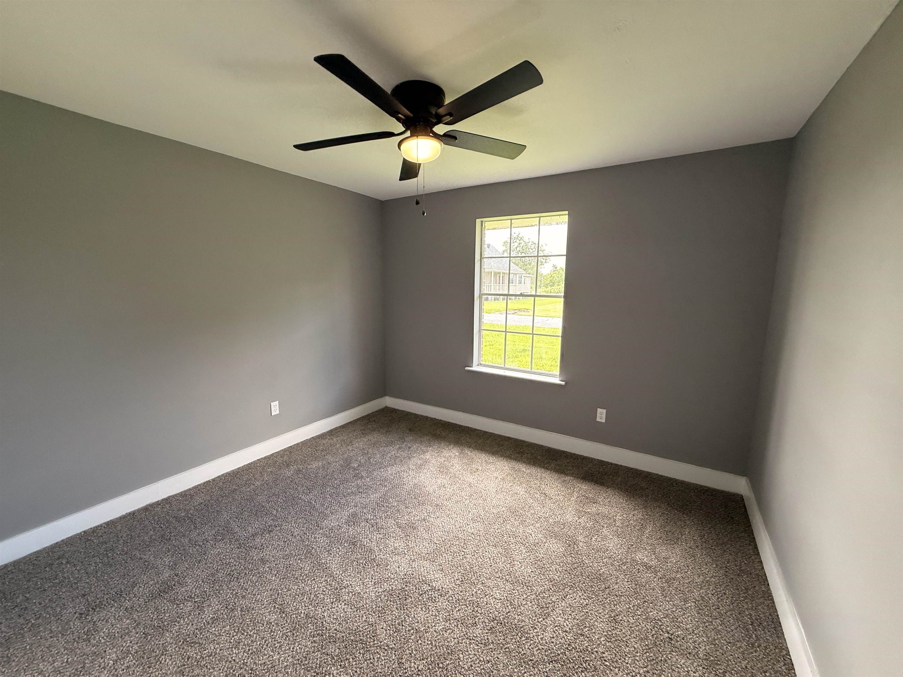 314 Lark Dr