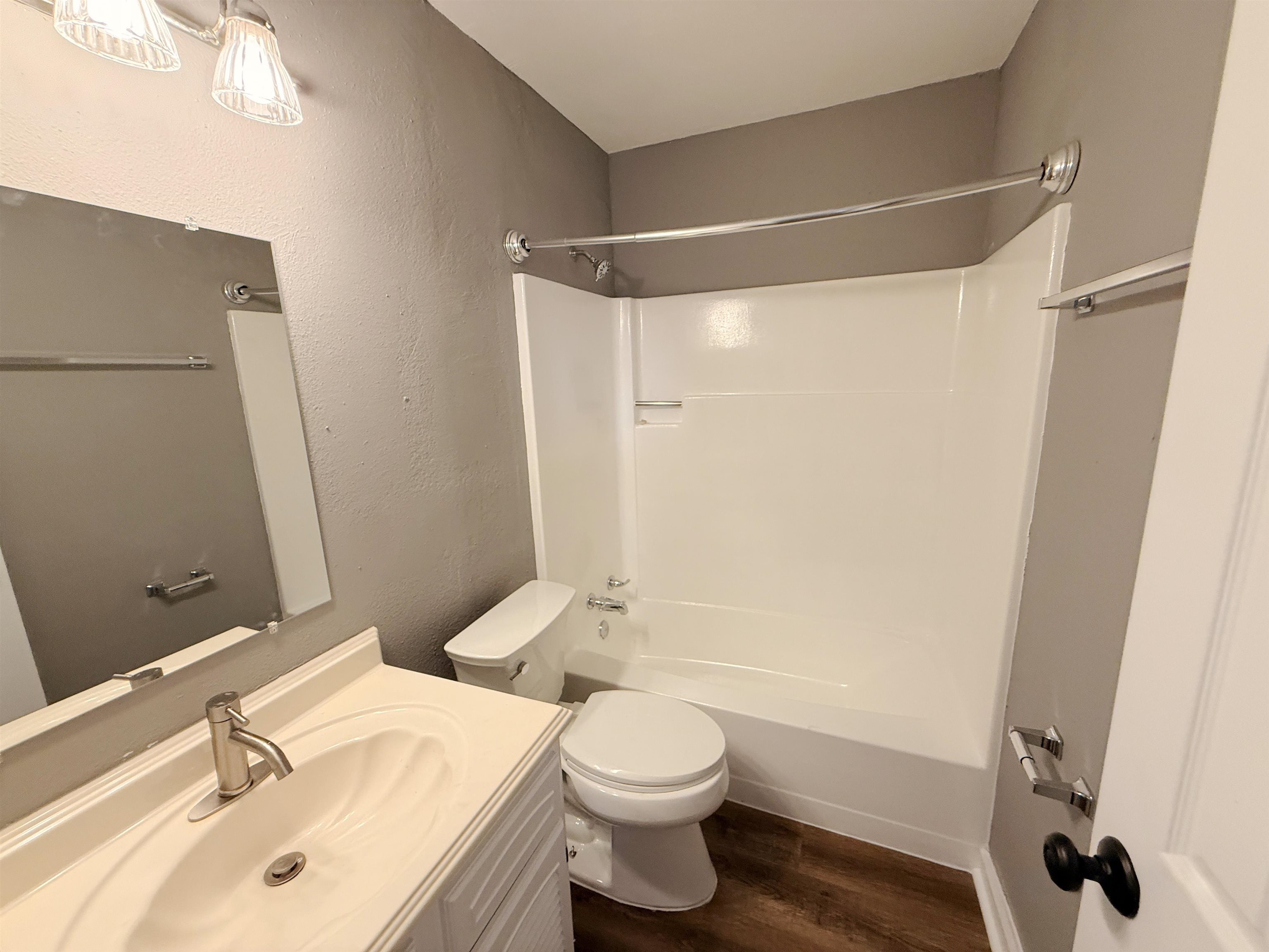 314 Lark Dr