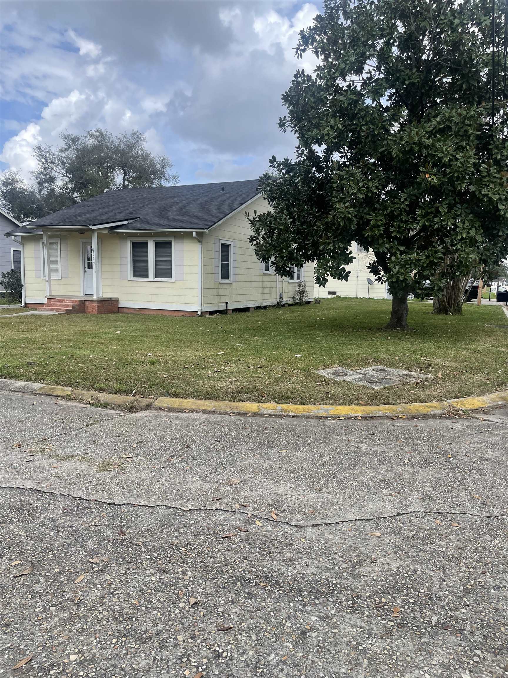 327 Morningside Dr