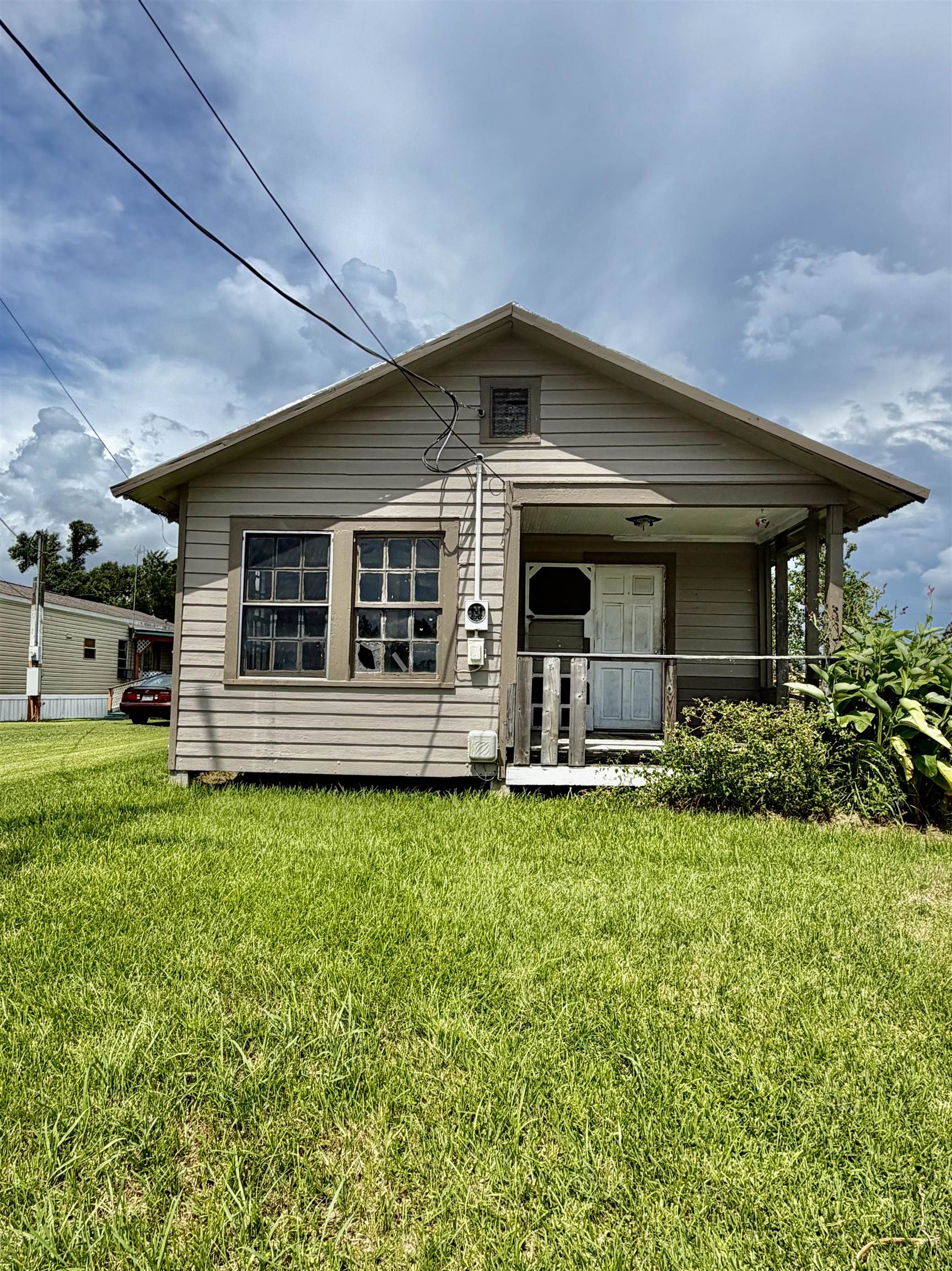 266 Pontiff Street