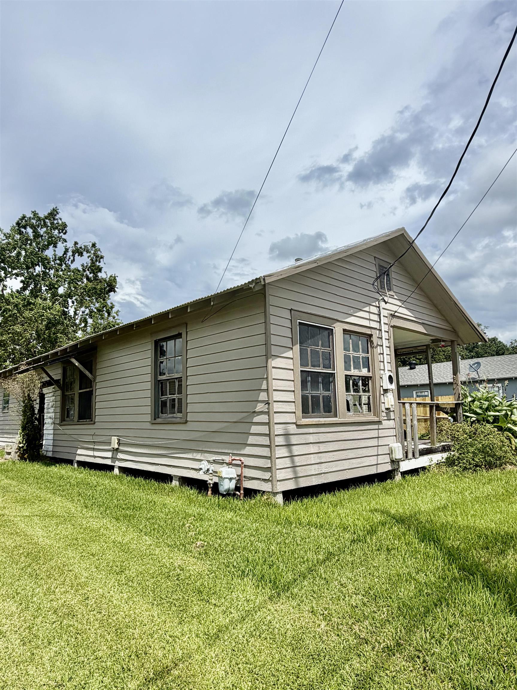 266 Pontiff Street
