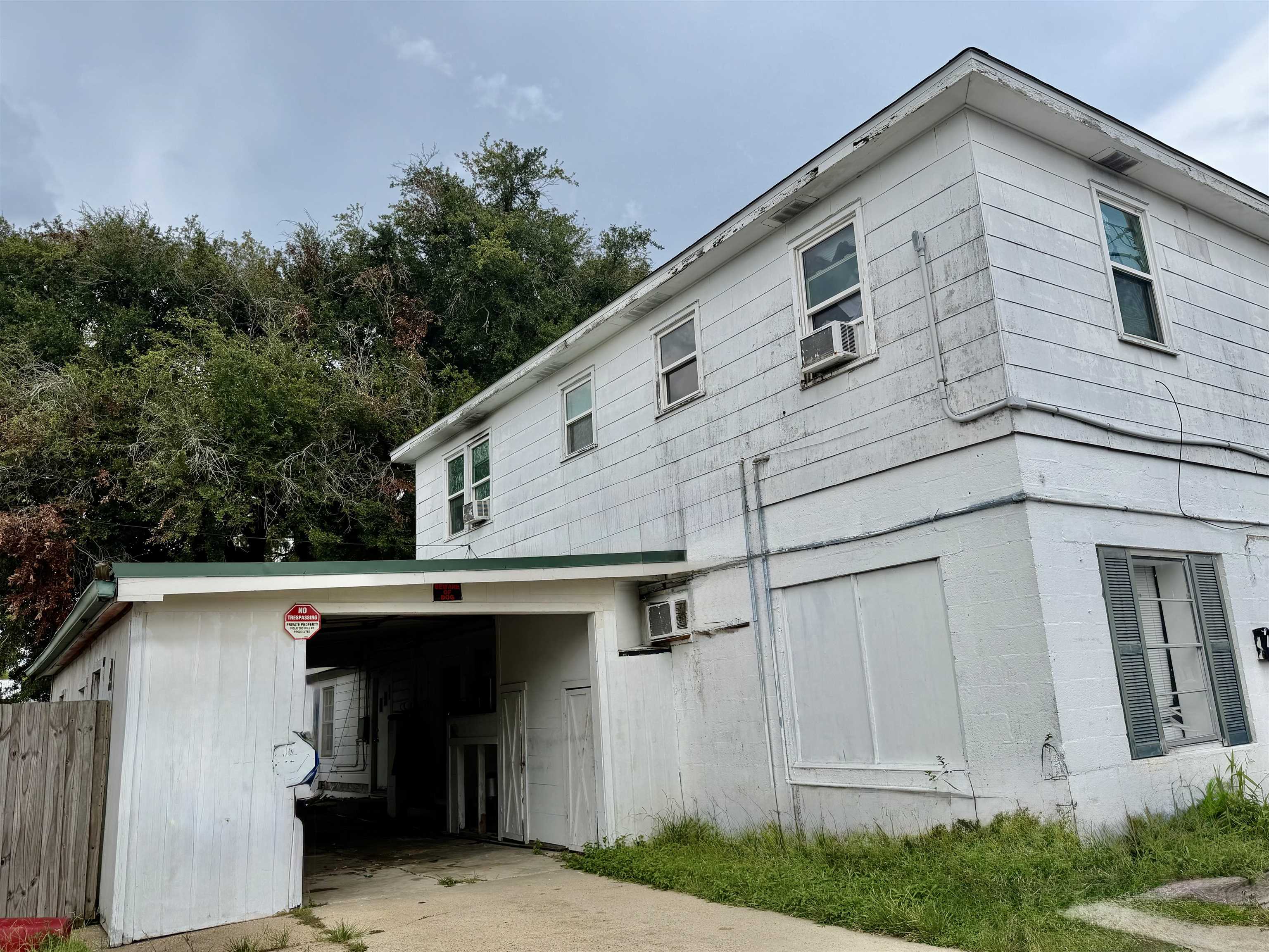 1130 Lafayette St