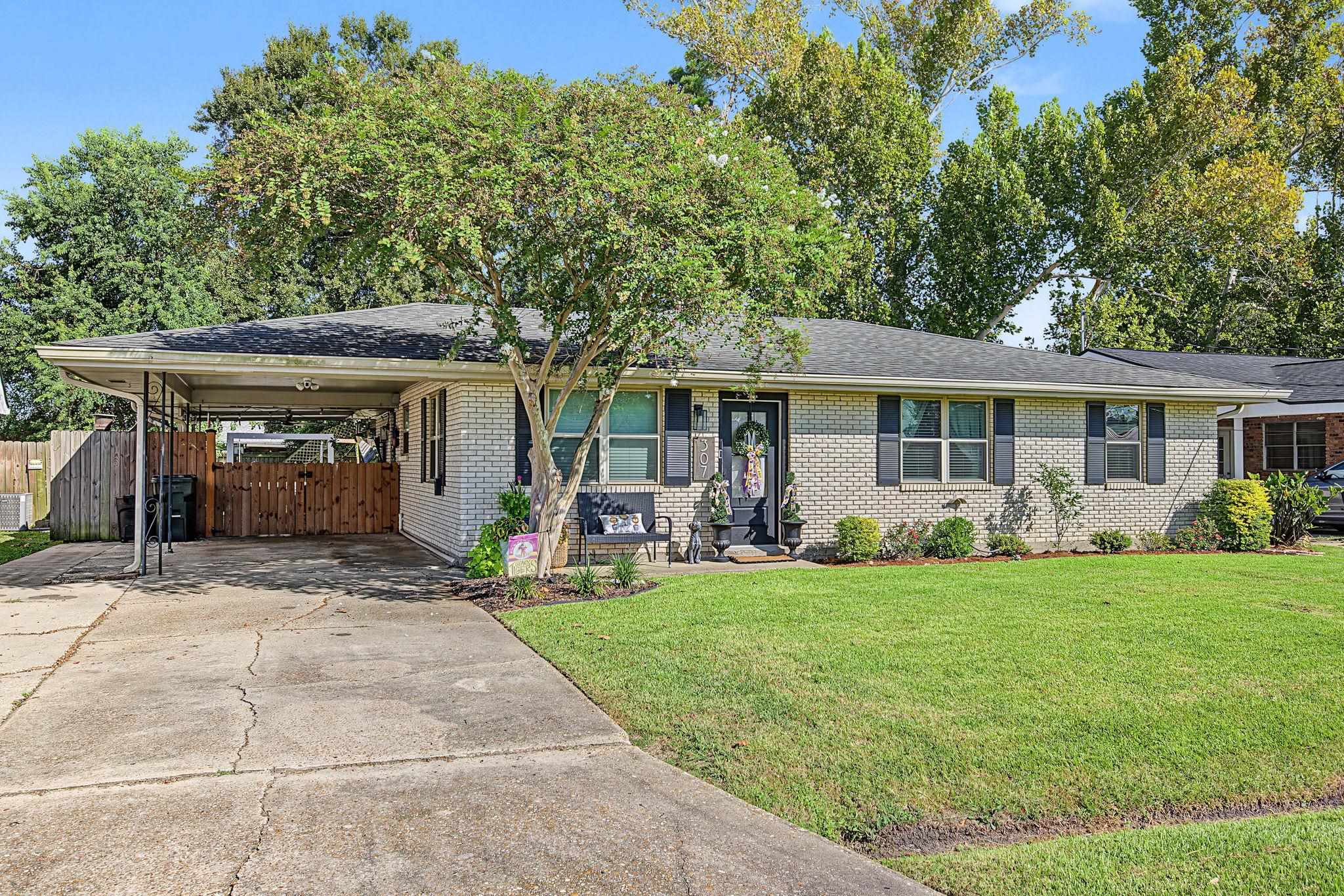 307 Harding Dr