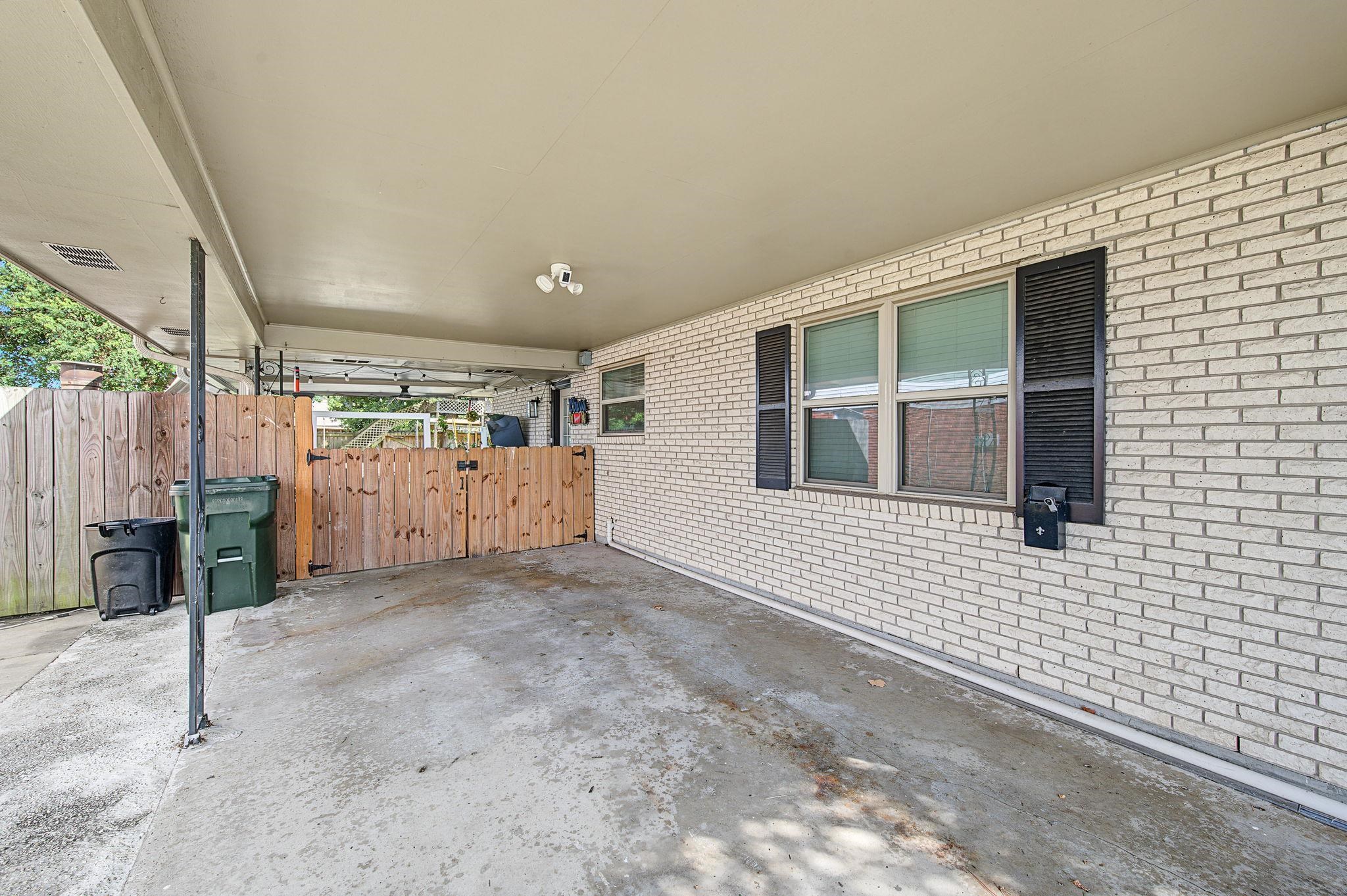 307 Harding Dr