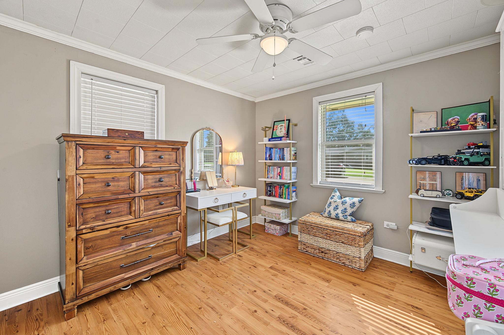 307 Harding Dr
