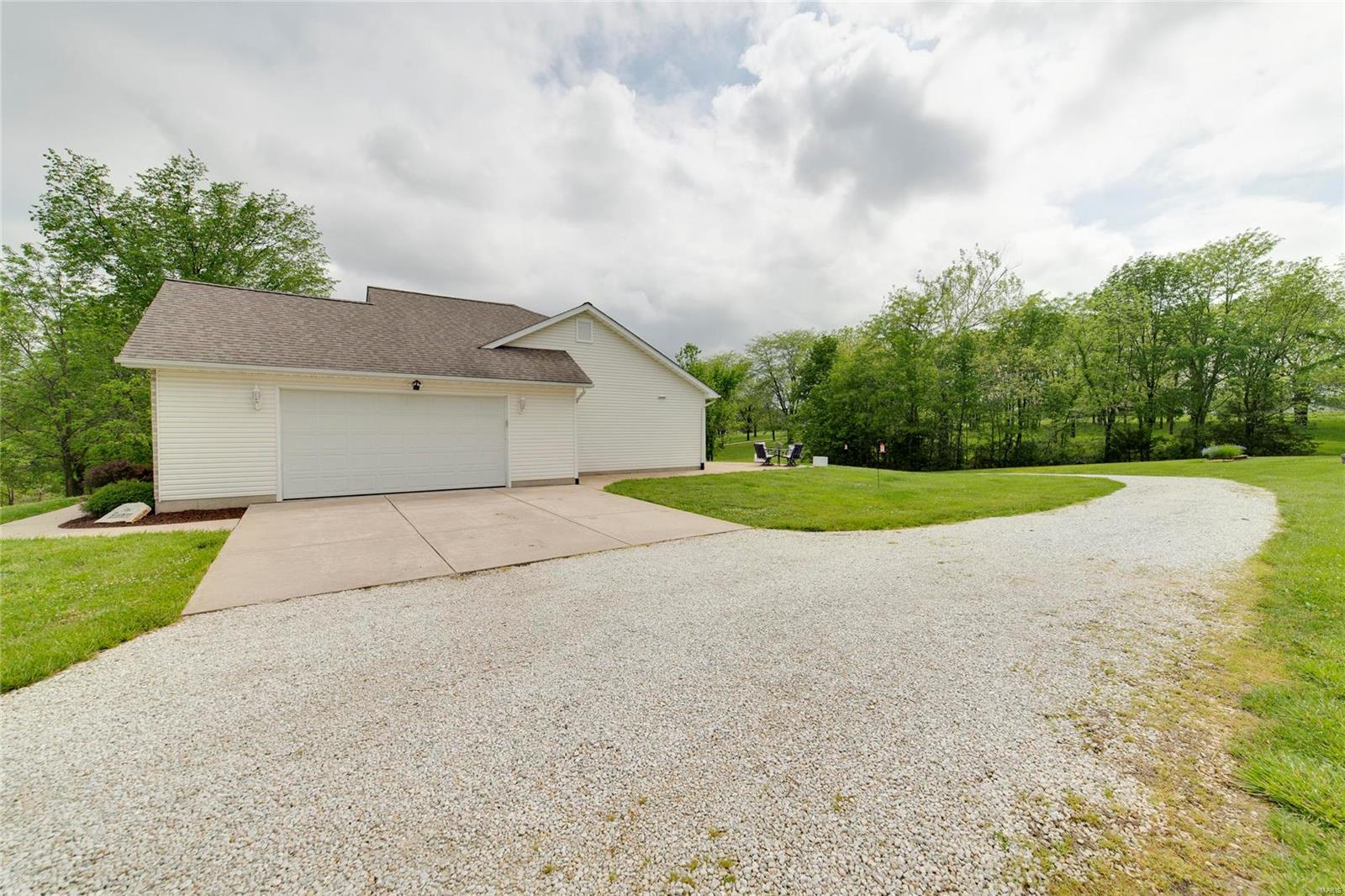 180 Blue Goose Road