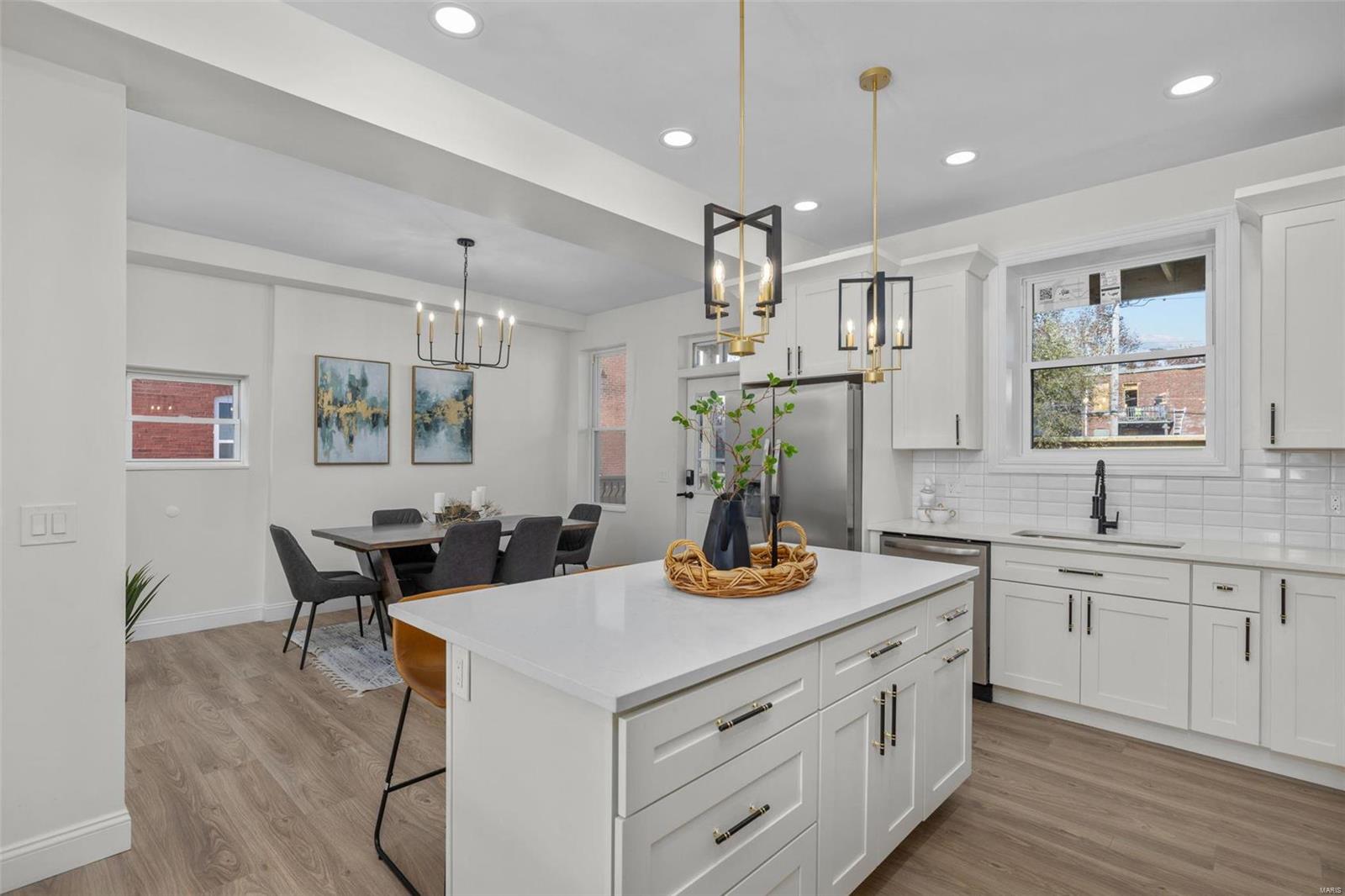3431 Park Avenue