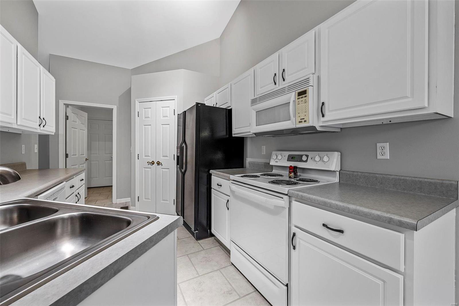 35 Piepers Glen Court Unit: 26A