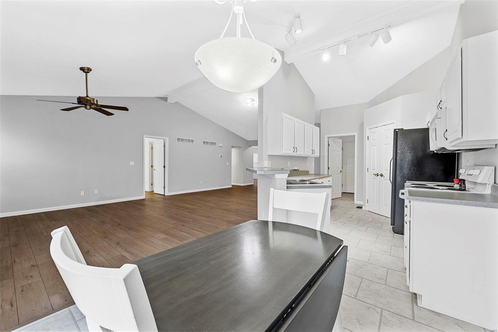 35 Piepers Glen Court Unit: 26A