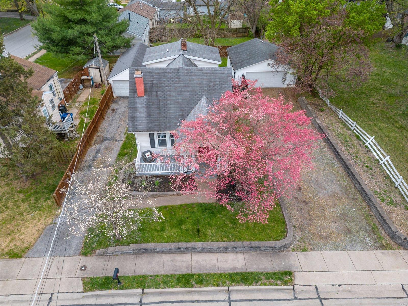 2103 W Randolph Street