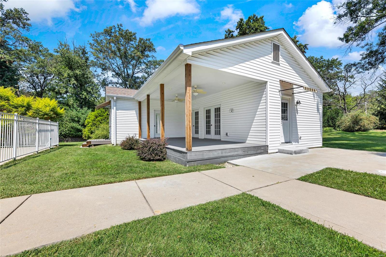 26 Fox meadows Lane