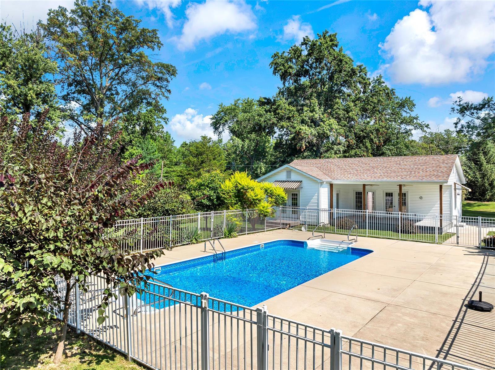 26 Fox meadows Lane