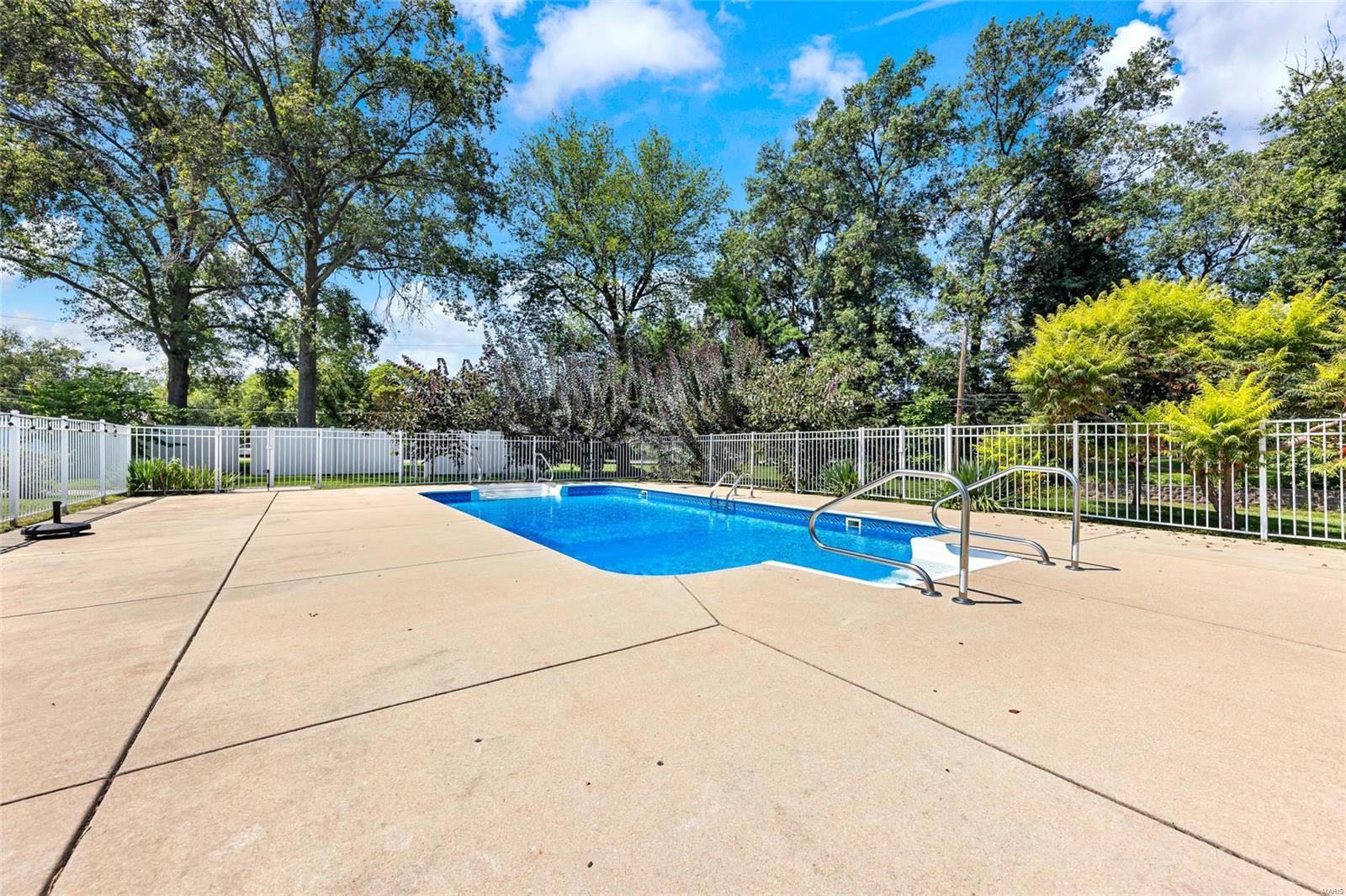 26 Fox meadows Lane