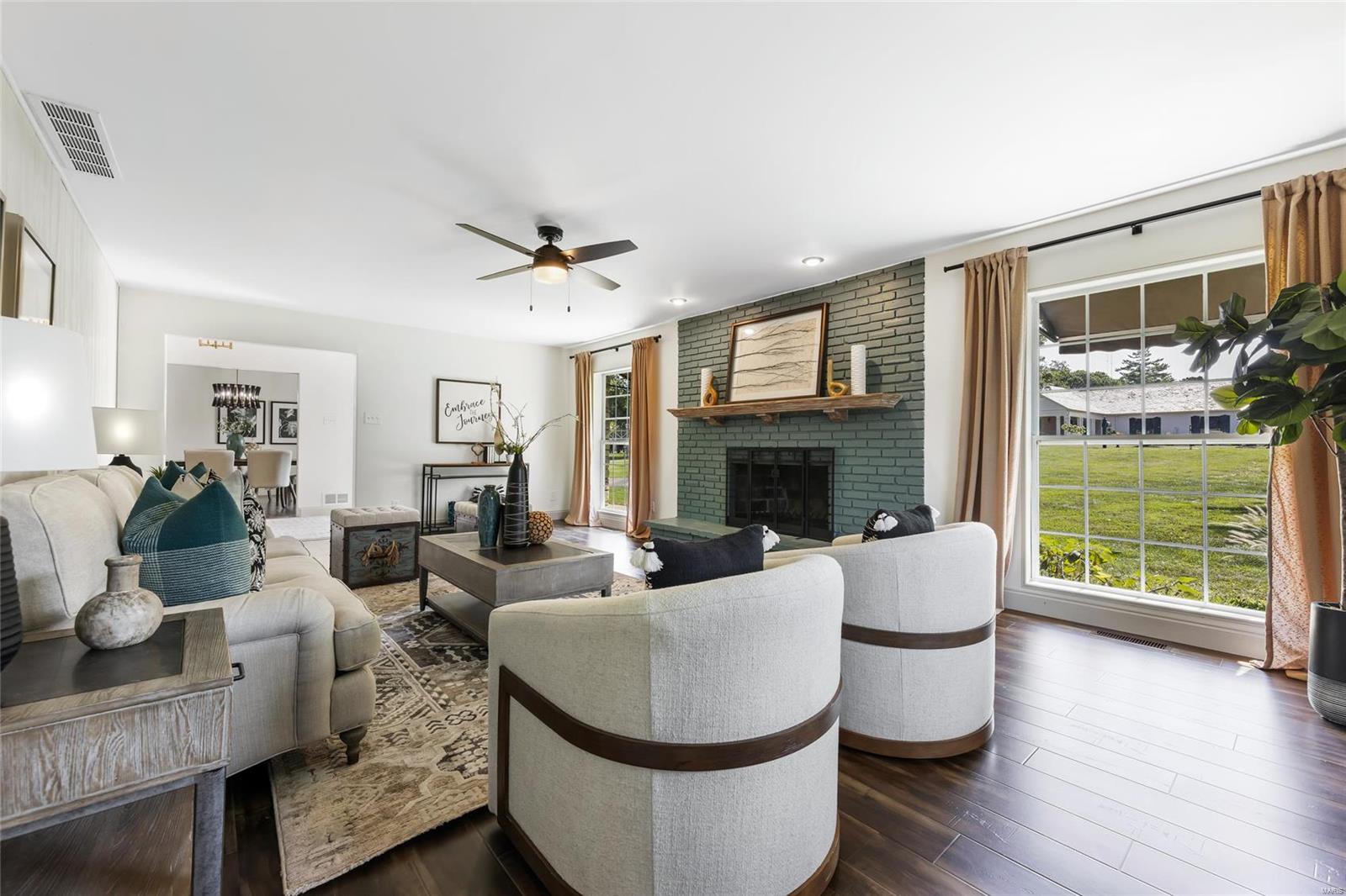 26 Fox meadows Lane