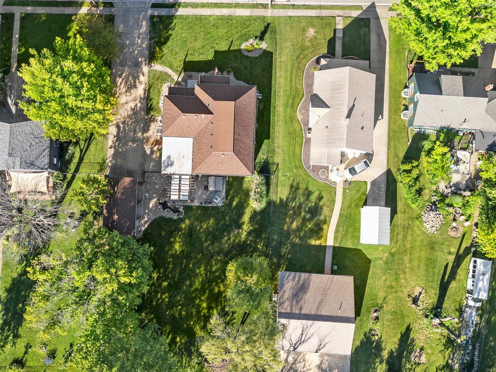609 S Linn Avenue