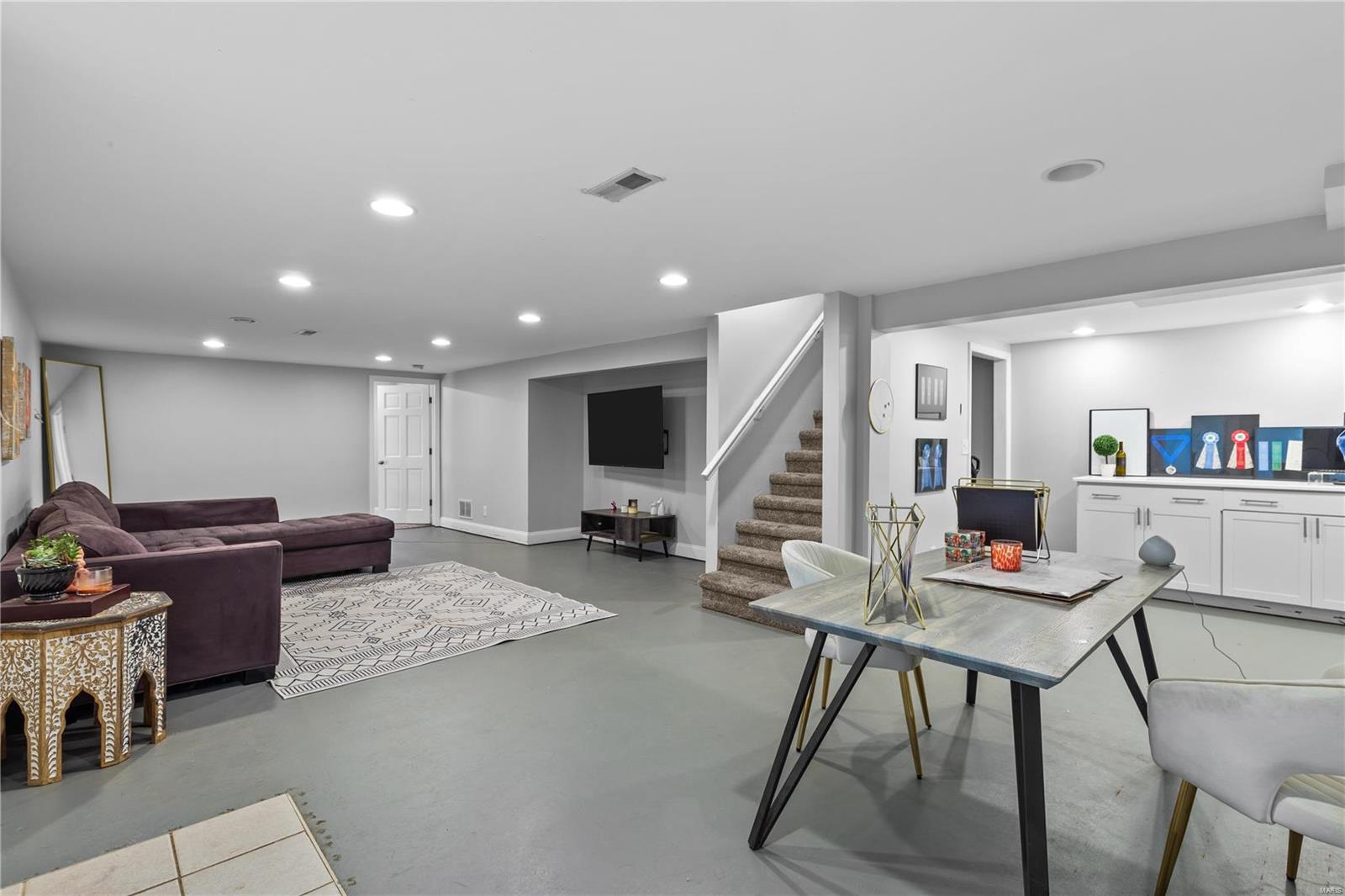209 Shirewood Drive