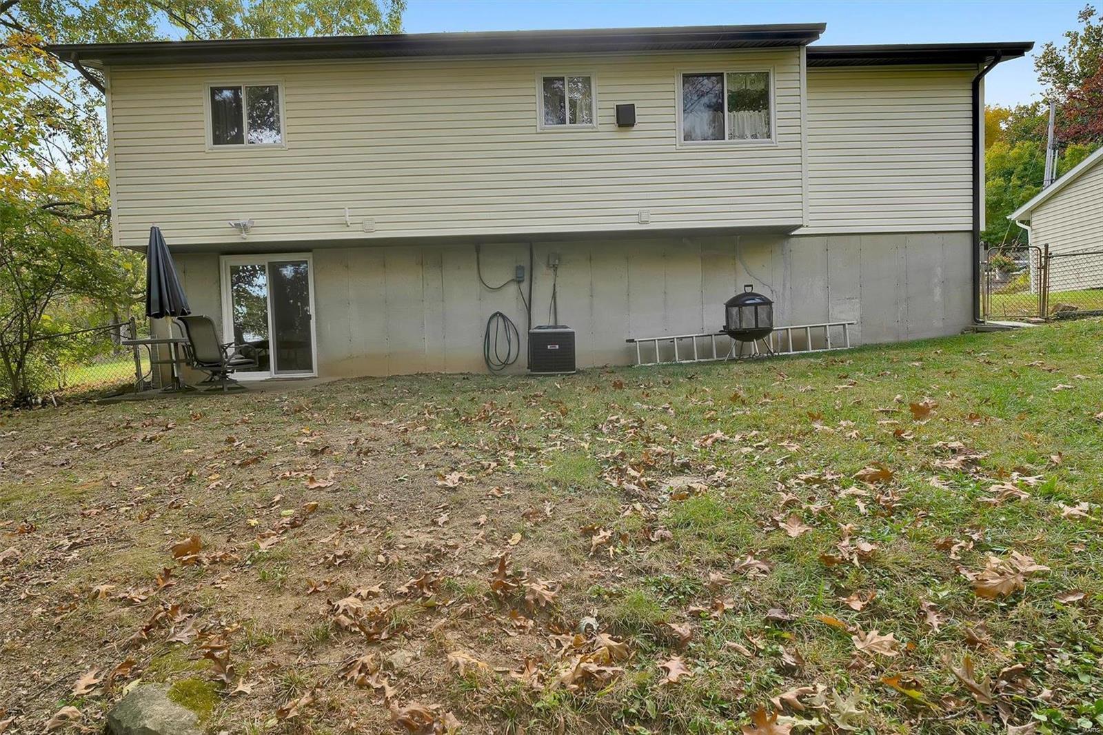 828 Ron Drive