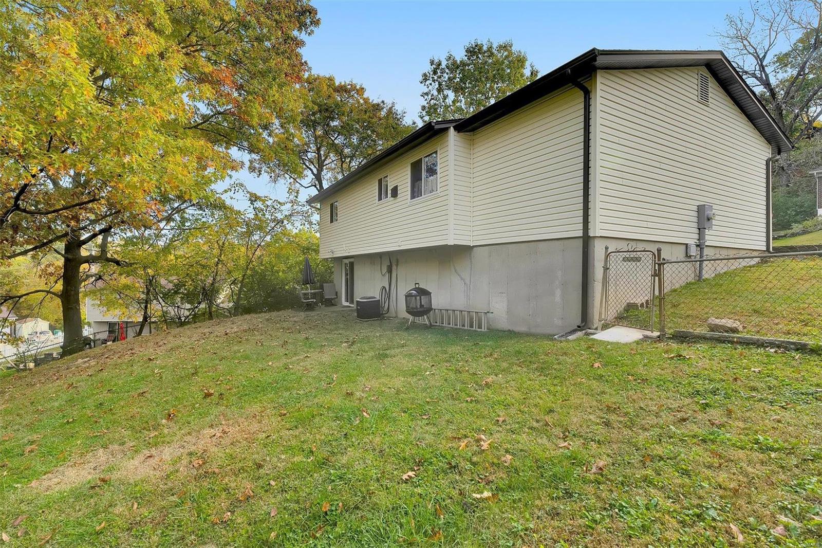 828 Ron Drive