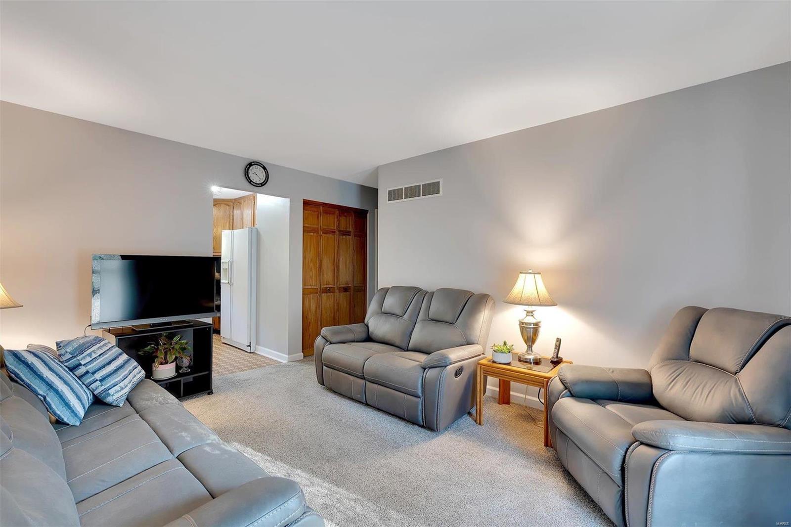 828 Ron Drive