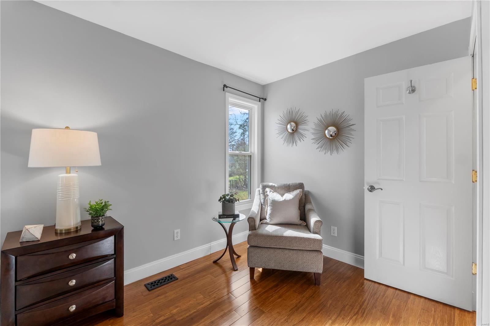 1909 Schoettler Valley Drive