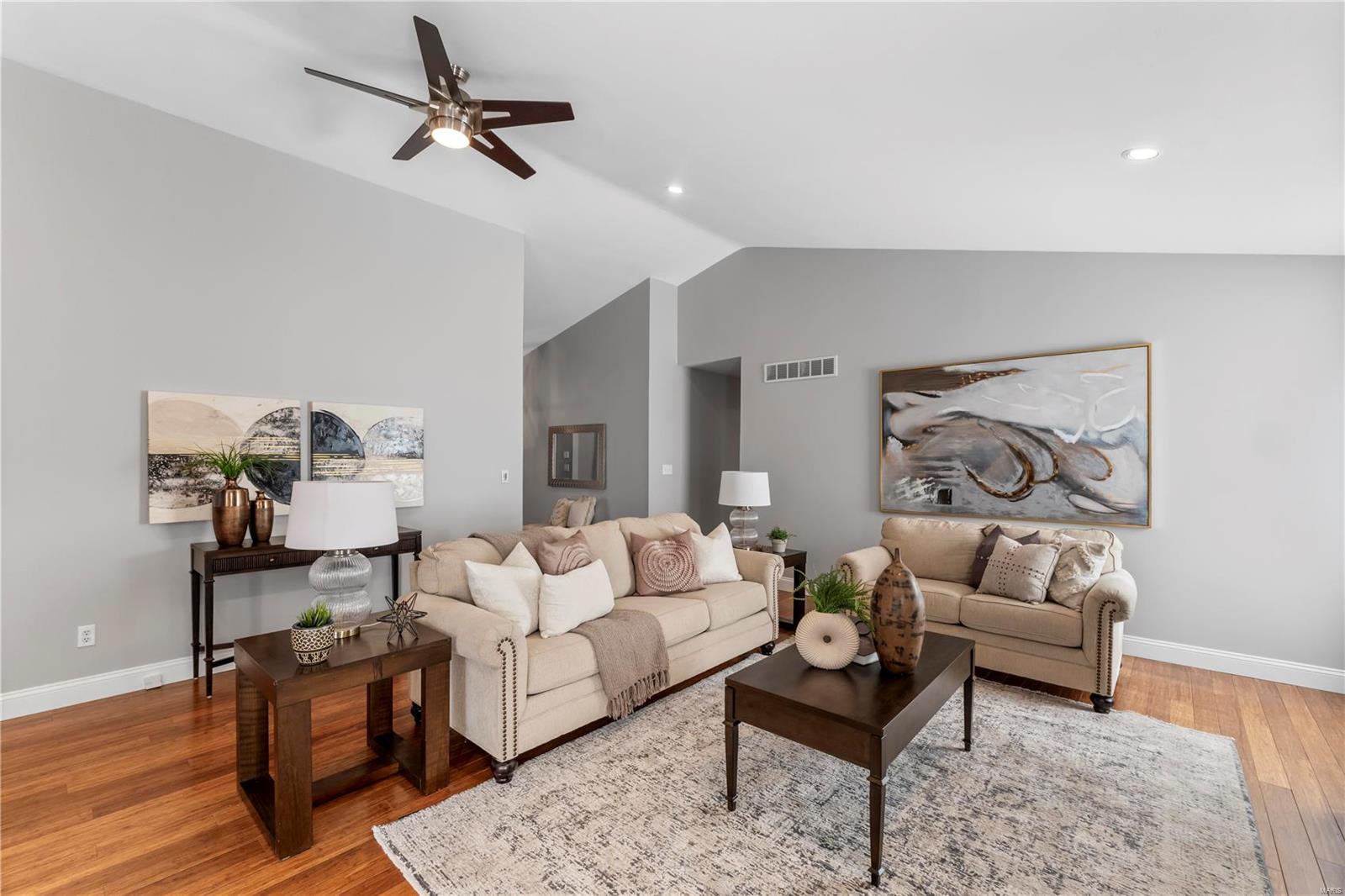 1909 Schoettler Valley Drive