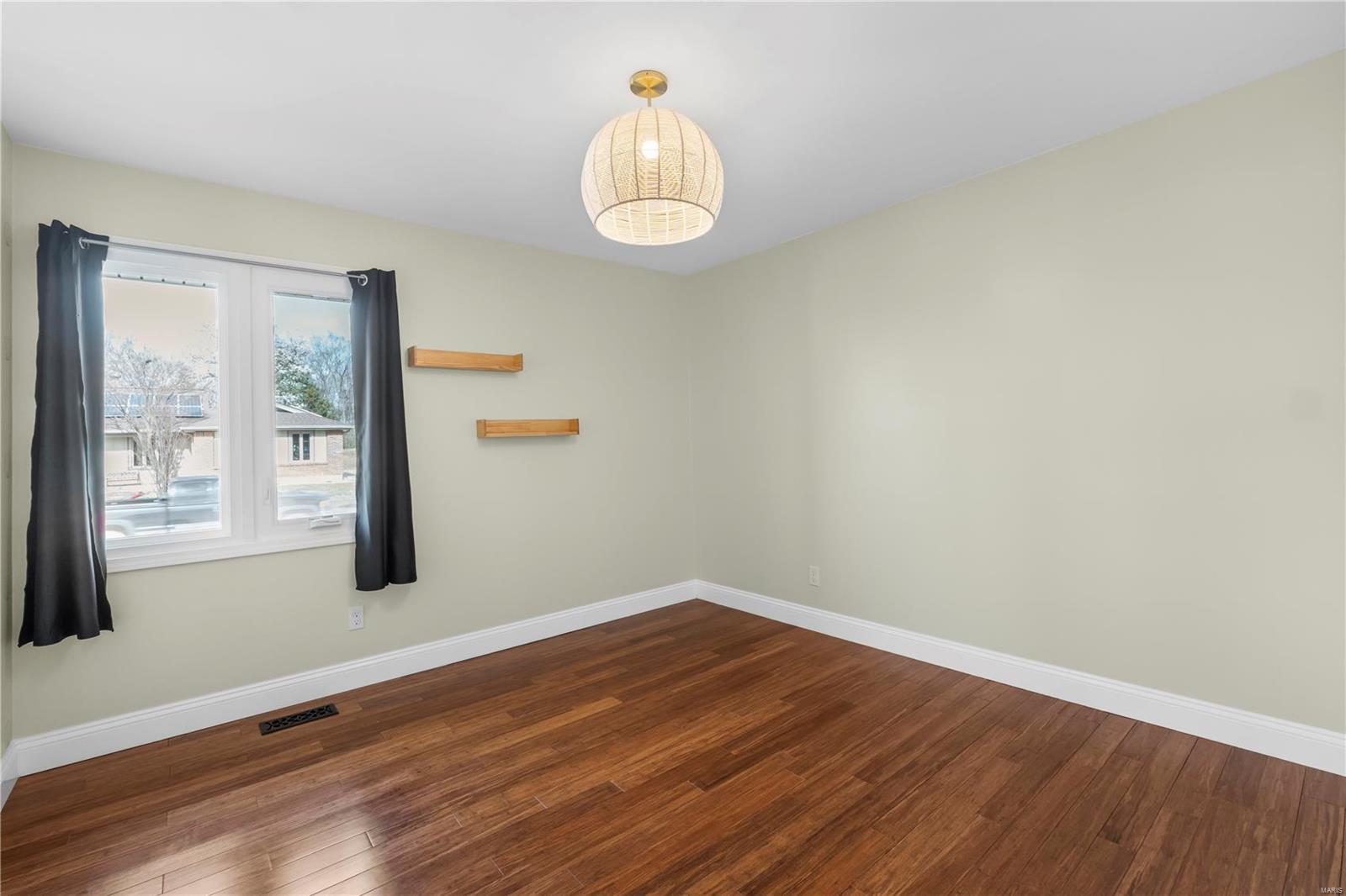 1909 Schoettler Valley Drive