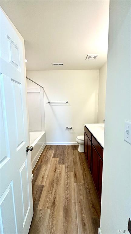 2 Harrow Court