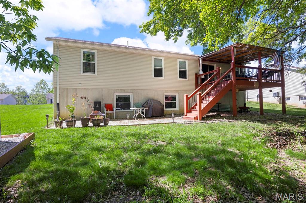 7 Robin Hood Drive
