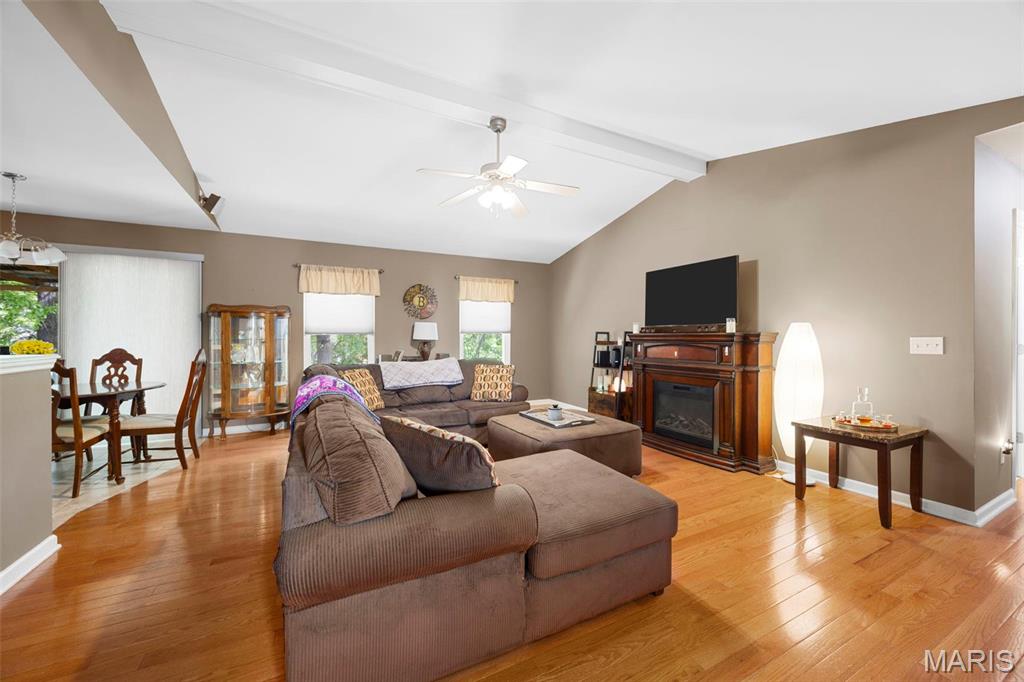 7 Robin Hood Drive