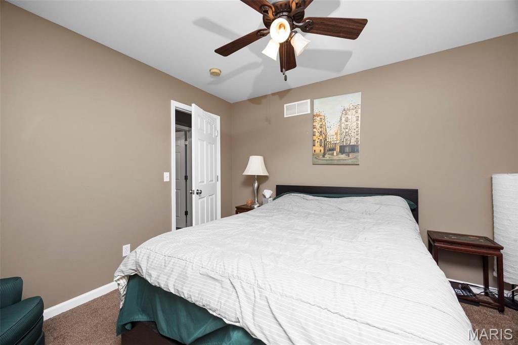 7 Robin Hood Drive