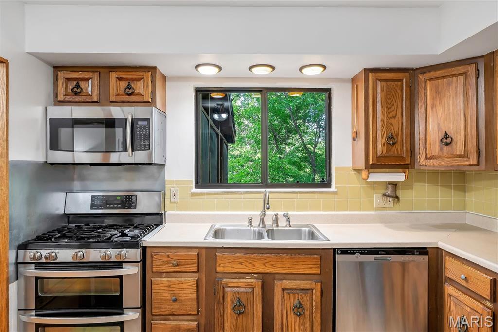 2370 Cedar Lake Drive