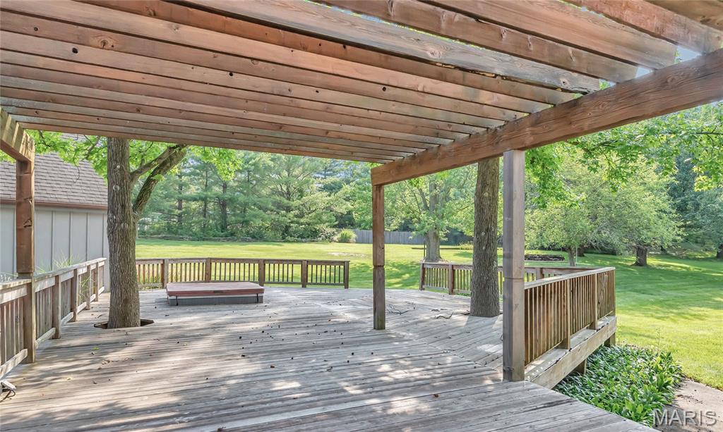 30 Willow Crest Court