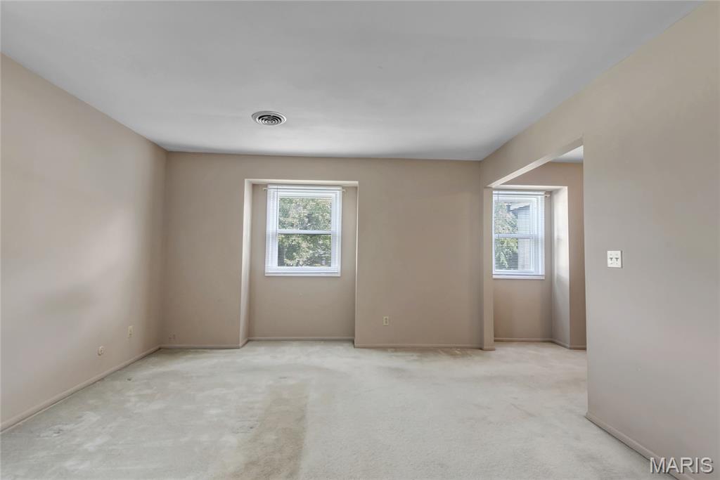 30 Willow Crest Court