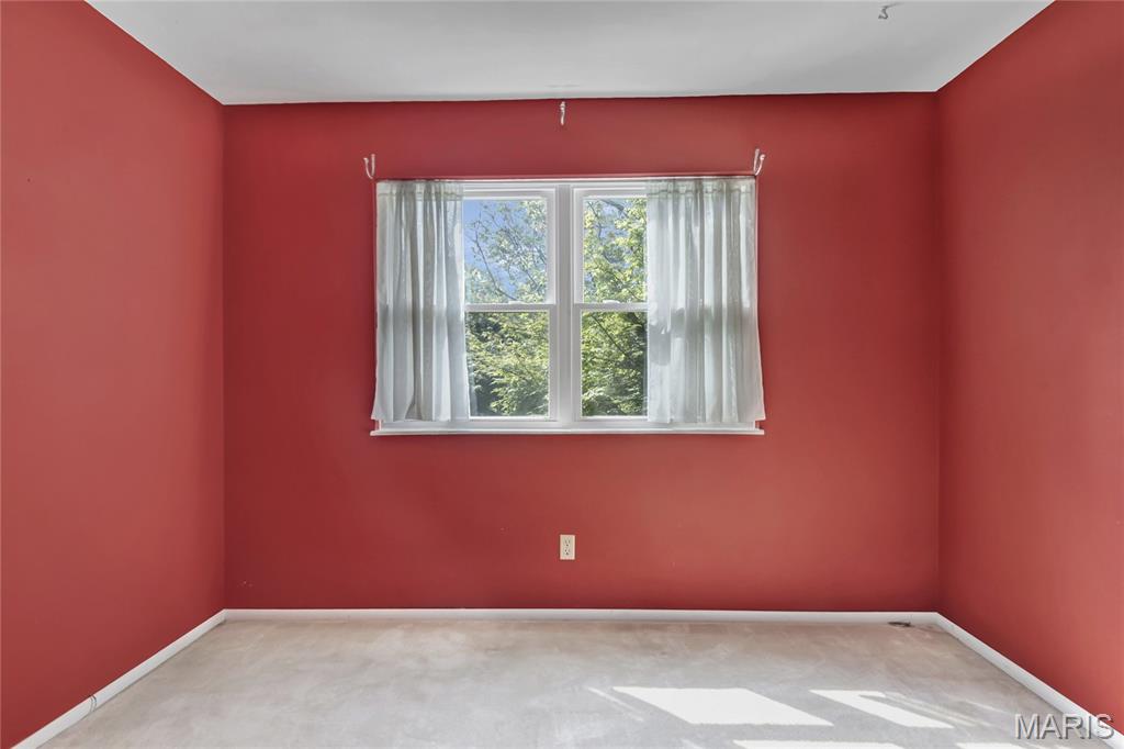 30 Willow Crest Court