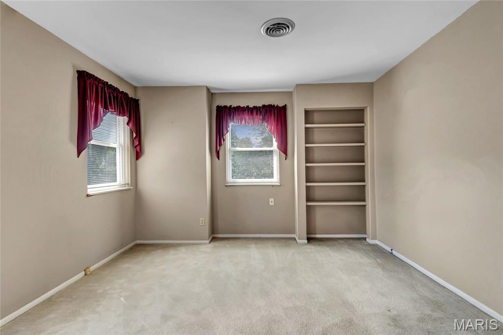 30 Willow Crest Court