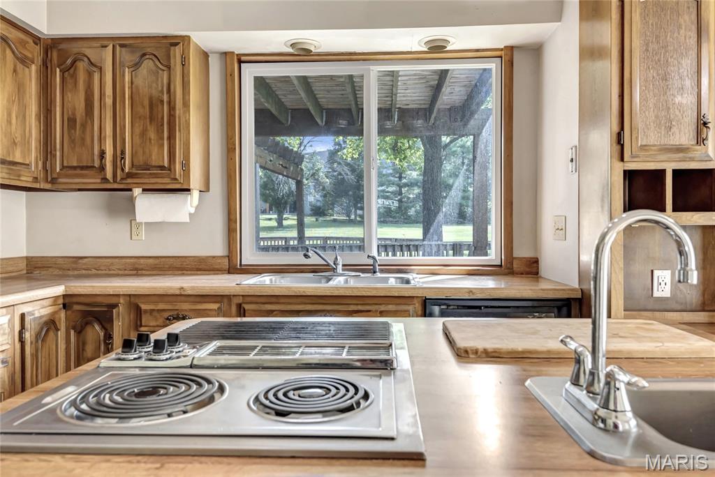 30 Willow Crest Court