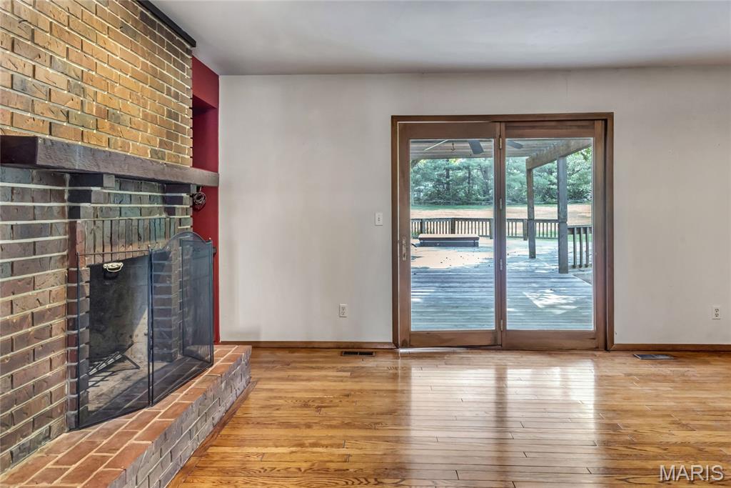 30 Willow Crest Court