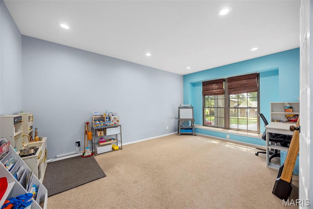 10 Weatherby Drive