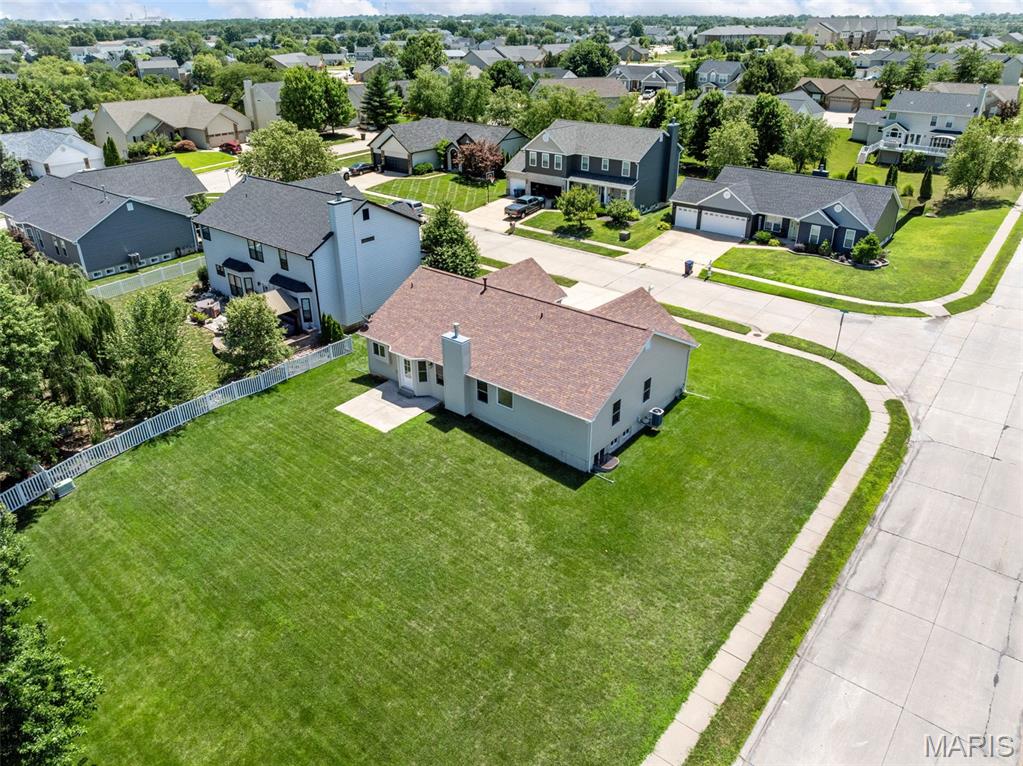 11 Admiral Way