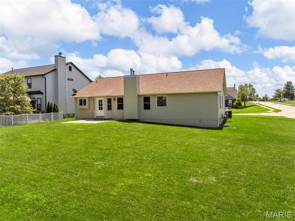 11 Admiral Way